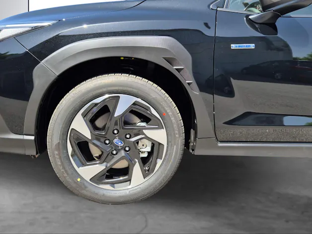 Subaru Crosstrek 2.0i e-Boxer Swiss Plus