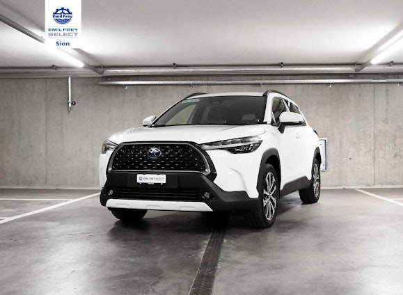 First vehicle image