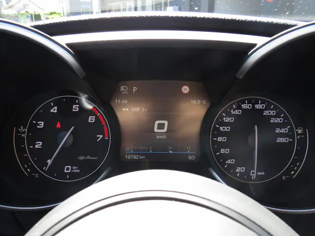 Alfa Romeo Giulia 2.0 Q4 TI Sky