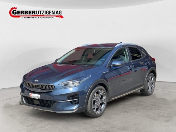 First vehicle image