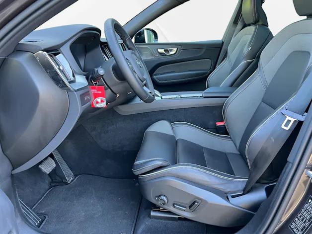 Volvo XC60 2.0 T6 TE Plus Dark eAWD