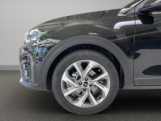 Vehicle image 8 Vehicle image 8