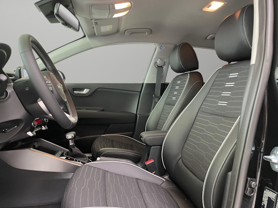 Vehicle image 3 Vehicle image 3