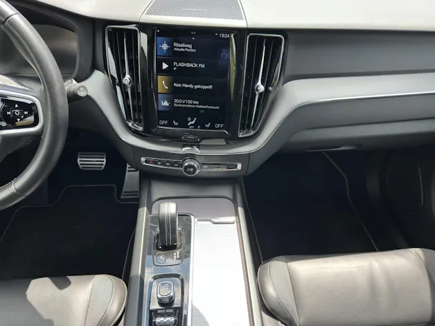 Volvo XC60 2.0 T6 TE R-Design eAWD