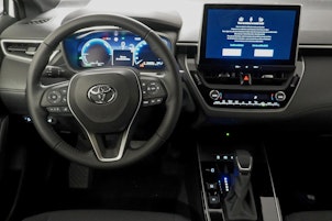 Vehicle image TOYOTA Corolla Cross 2.0 HSD Trend AWD-i