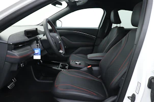 image du véhicule FORD Mustang Mach-E Premium AWD