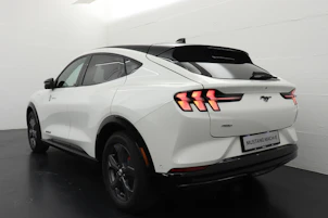 image du véhicule FORD Mustang Mach-E Premium AWD