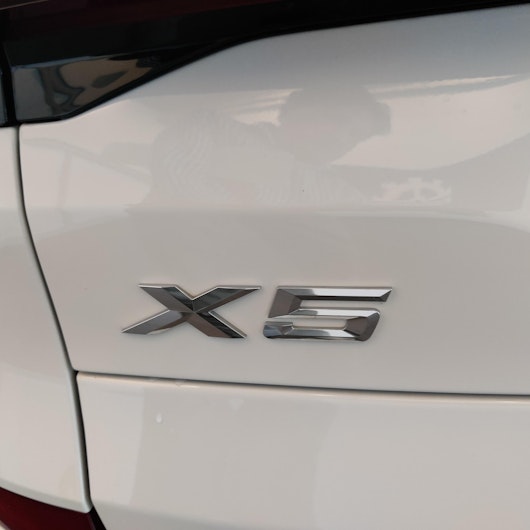 Vehicle image BMW X5