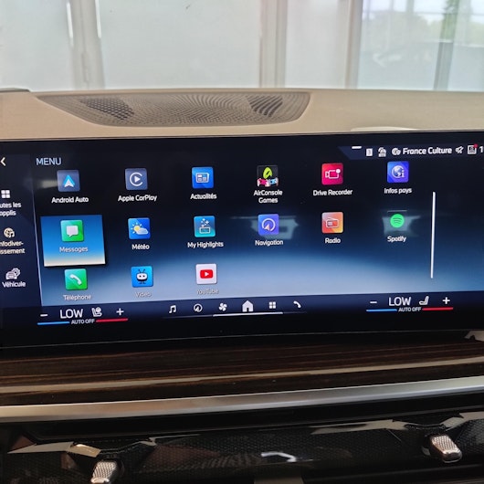 Vehicle image BMW X5