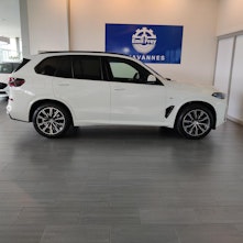 Vehicle image BMW X5 30d 48V xDrive M-sport