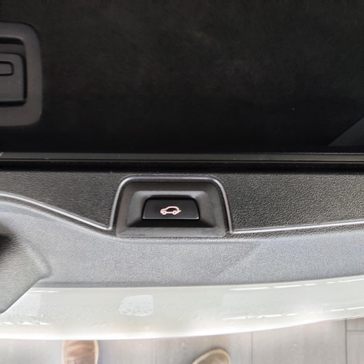 Vehicle image BMW X5