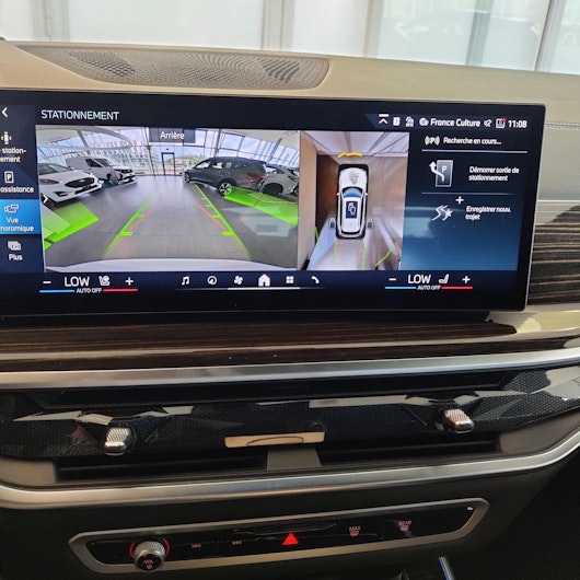 Vehicle image BMW X5