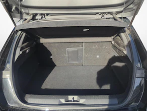 https://vehicle.imgix.net/3892465/2561afd1-7e52-48c1-a4df-37199533576c.jpg