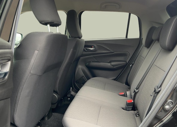 Vehicle image 10 Vehicle image 10