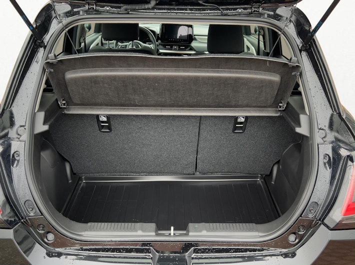 Vehicle image SUZUKI SWIFT