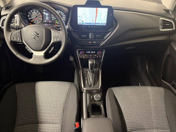 Vehicle image 6 Vehicle image 6