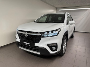 Vehicle image SUZUKI S-CROSS 0
