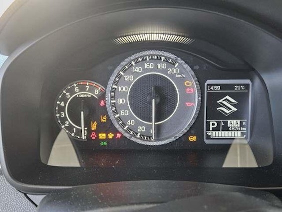 Vehicle image 7