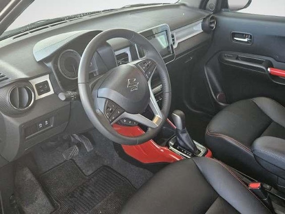 Vehicle image 6