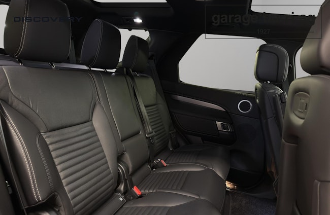 Vehicle image 10 Vehicle image 10