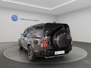 Vehicle image LAND ROVER Defender 130 3.0 D I6 X-Dynamic SE