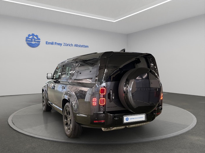 Vehicle image LAND ROVER DEFENDER