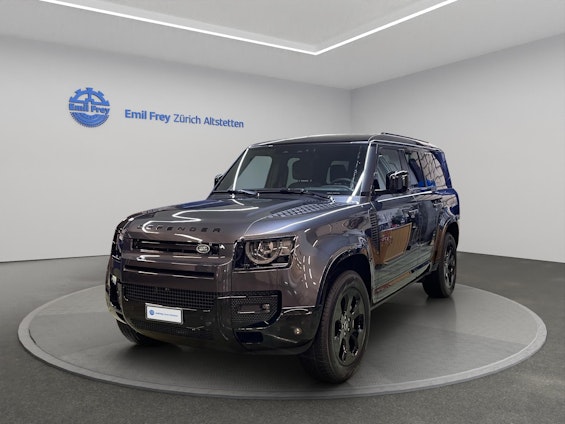 First vehicle image