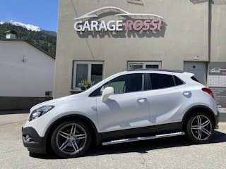 Vehicle image OPEL MOKKA 0