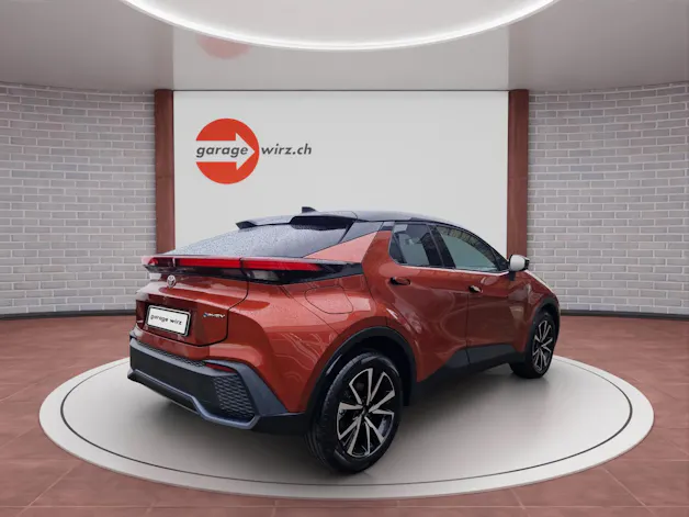 Toyota C-HR 2.0 PHEV Swiss Edition inkl. Winterkompletträder 18"