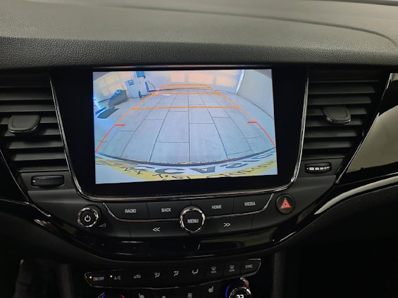 Vehicle image 13 Vehicle image 13