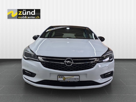 Vehicle image 4 Vehicle image 4