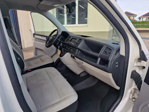 VW T6 Kombi 3000 2.0 TDI 150 DSG