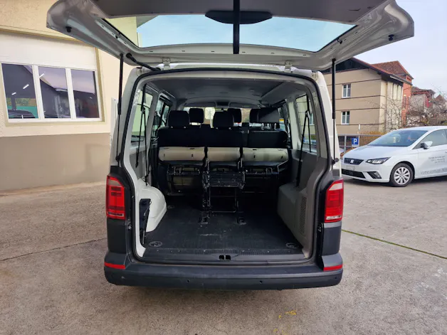 VW T6 Kombi 3000 2.0 TDI 150 DSG