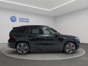 Vehicle image BMW iX1 30 xDrive