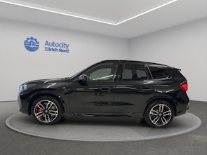 Vehicle image BMW iX1 30 xDrive