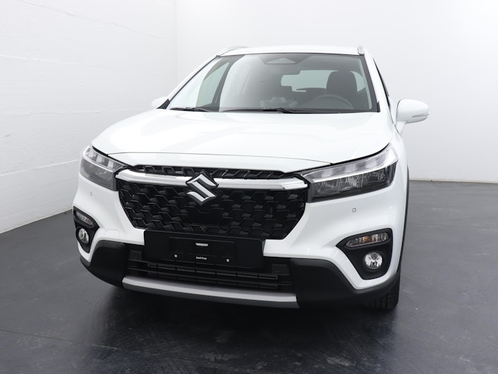 Vehicle image SUZUKI S-CROSS