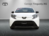 First vehicle image