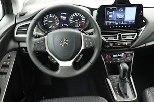 Vehicle image SUZUKI S-Cross 1.4 T Compact Top Hybrid 4x4