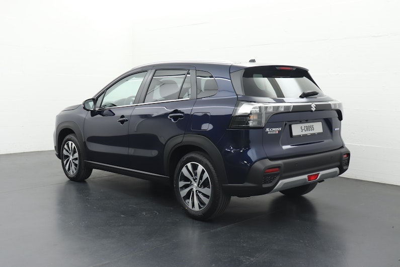 Vehicle image SUZUKI S-CROSS