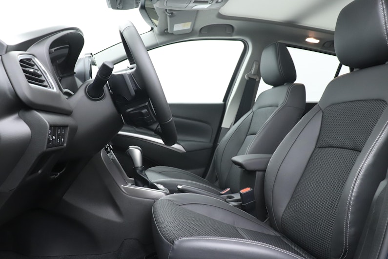 Vehicle image SUZUKI S-CROSS