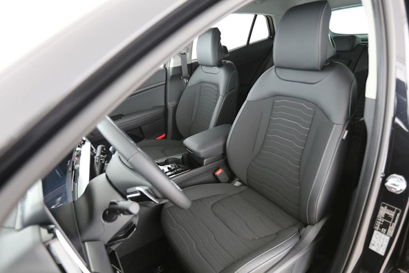 Vehicle image 5 Vehicle image 5