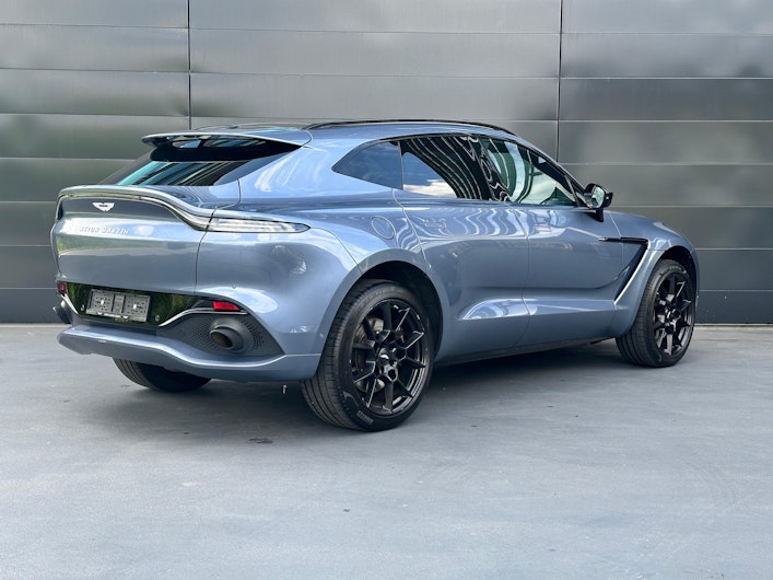 Vehicle image ASTON MARTIN DBX