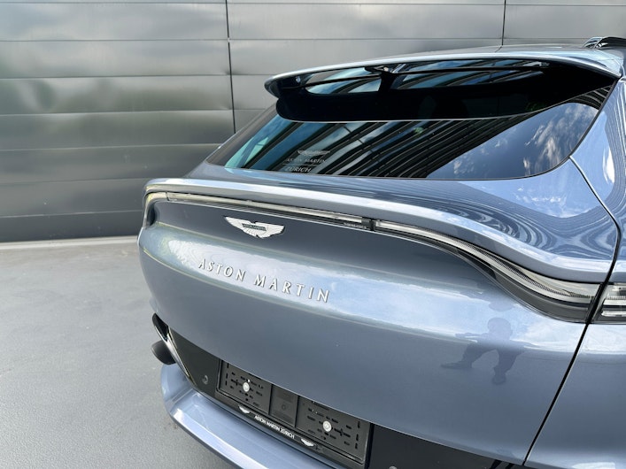 Vehicle image ASTON MARTIN DBX