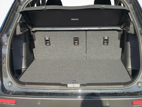 https://vehicle.imgix.net/3892972/41c63d4b-06f9-4399-975a-ec01ce24599e.jpg