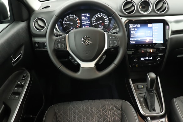 SUZUKI Vitara 1.4 T Compact Top Hybrid 4x4 3