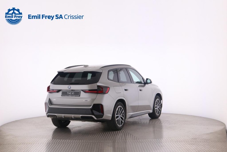 Vehicle image BMW iX1