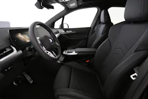 BMW 223i xDrive paddles Active Tourer
