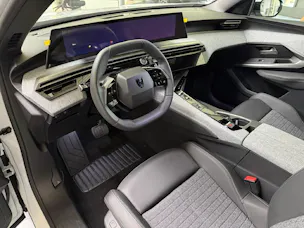 Peugeot 3008 1.2 Hybrid Allure Premium
