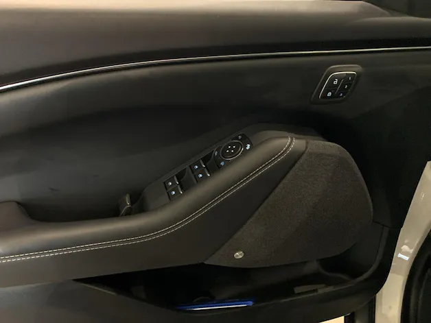 Ford Mustang Mach-E 99 kWh Premium