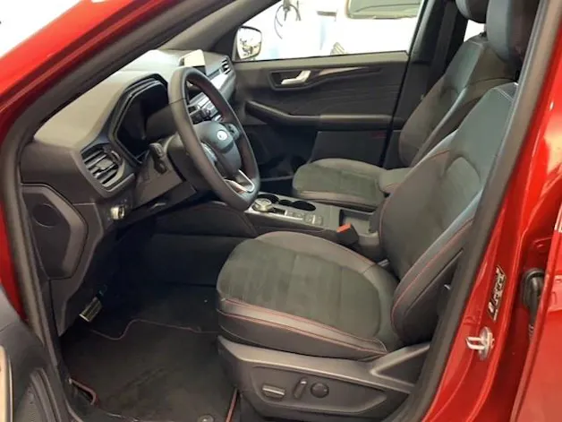 Ford Kuga 2.5 Hybrid ST-Line X 4x4
